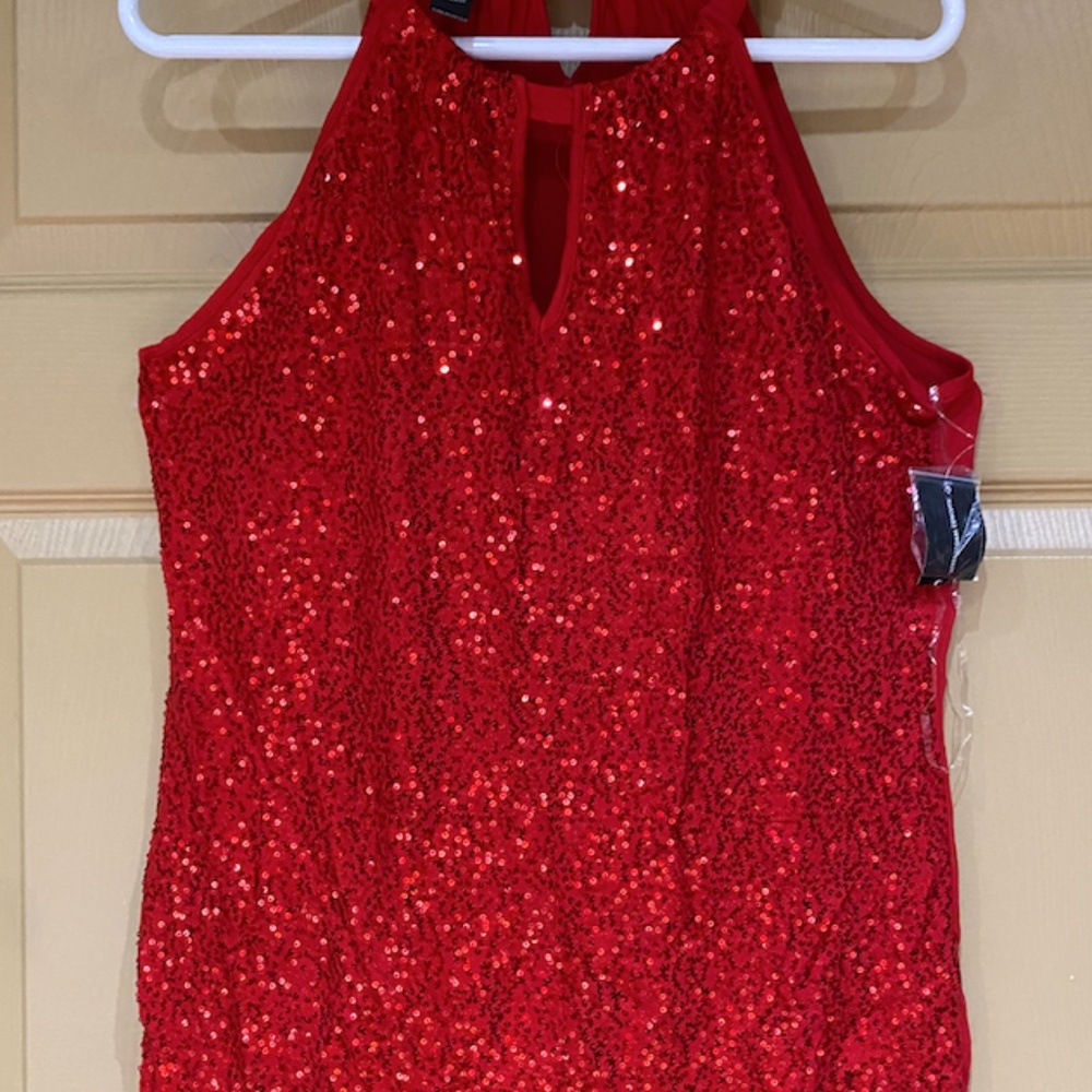 NWT INC International Concept  red sequin halter top size Large - Picture 2 of 3
